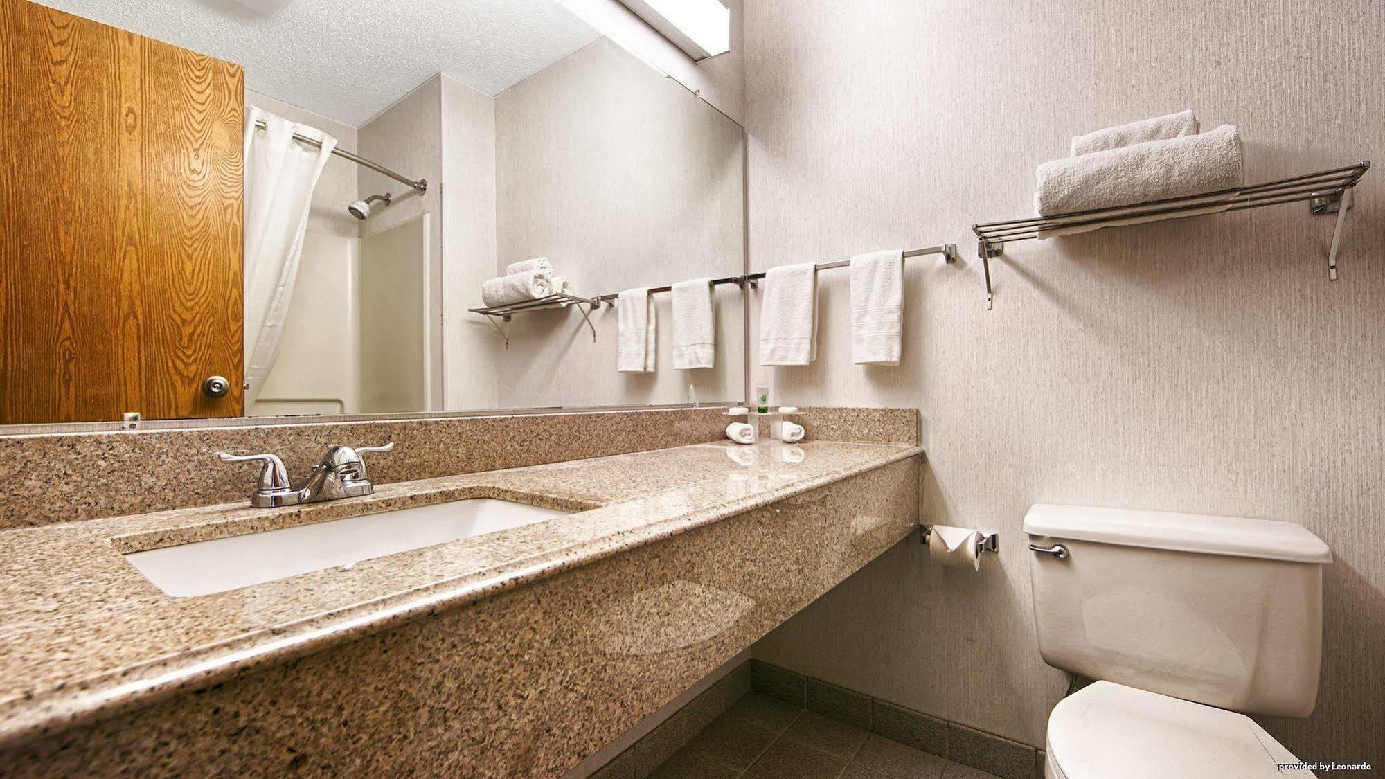 Western Executive Inn- Mount Gilead Hotel Pulaskiville