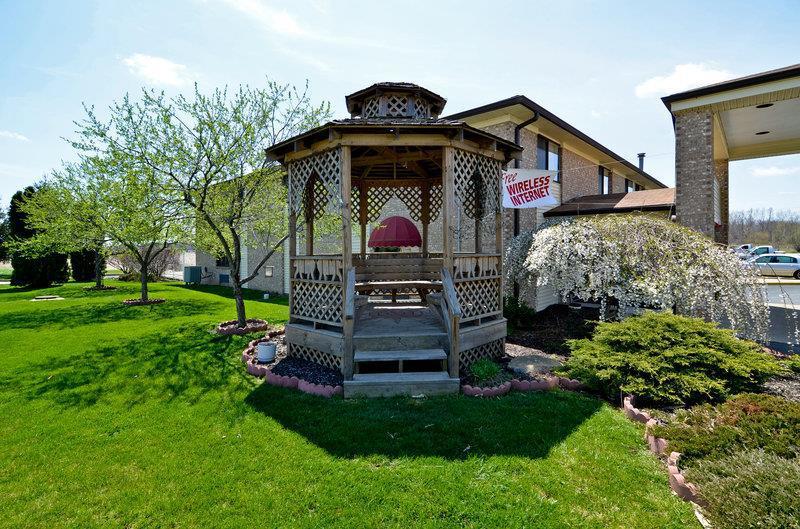 Hotel Western Executive Inn- Mount Gilead